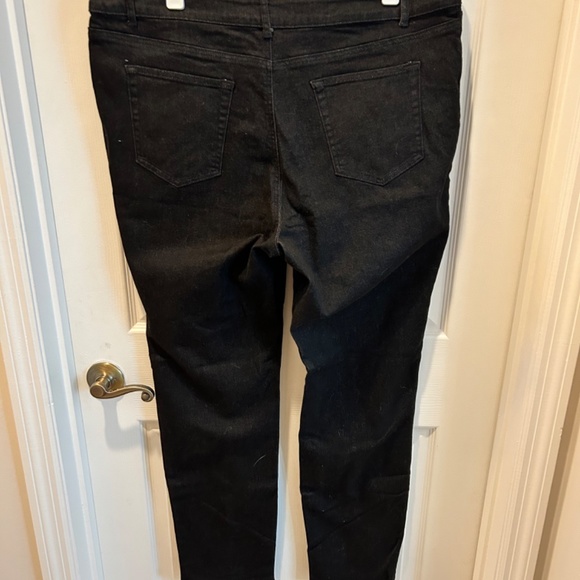 Jeans, ankle length, black, size 16 - Picture 4 of 5